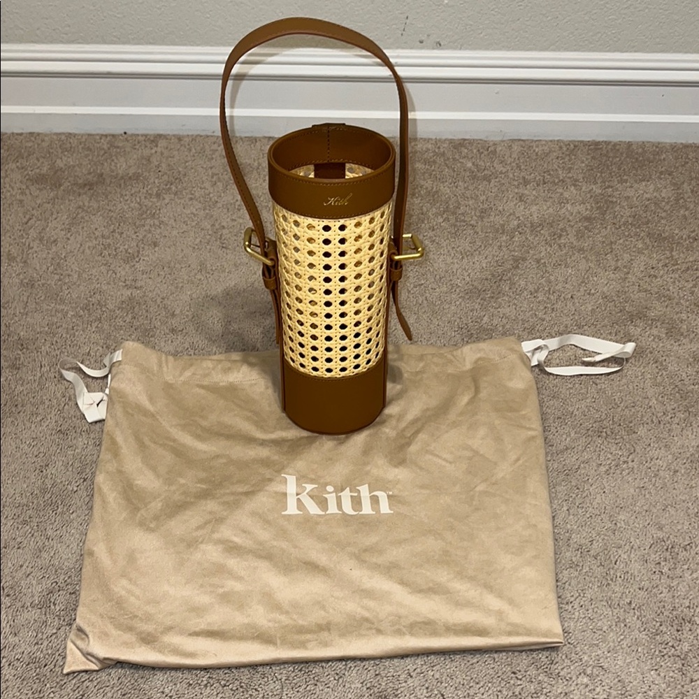 Kith Raffia Wine Holder - Arch